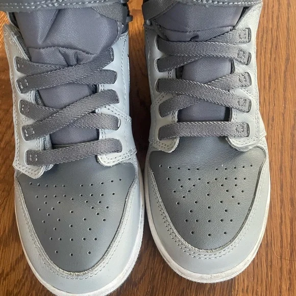 Jordan 1 - Picture 3 of 5